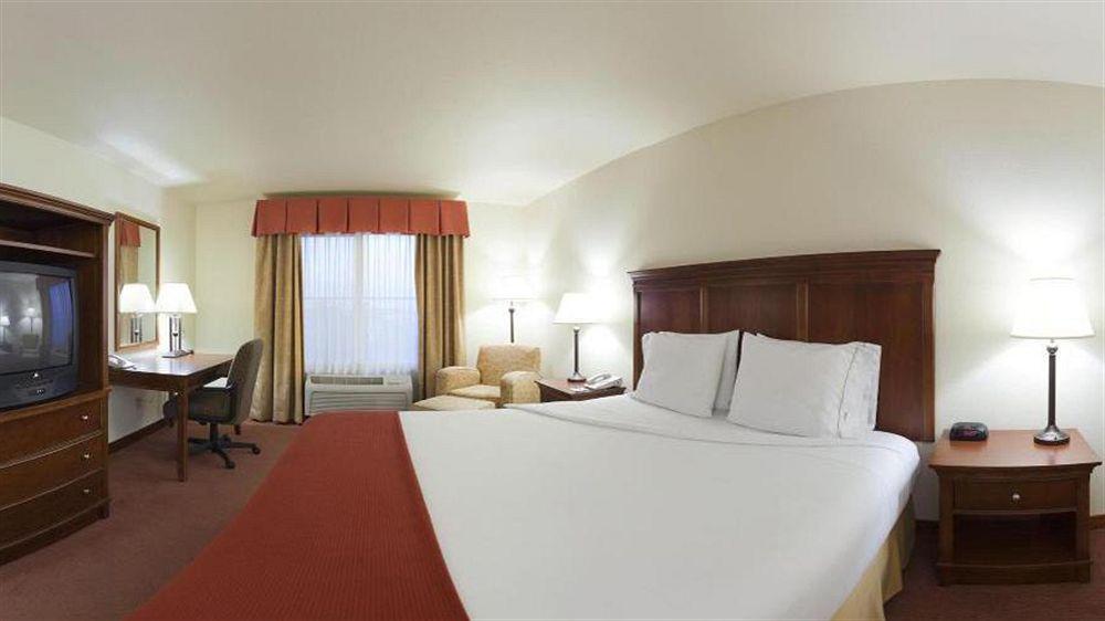 Holiday Inn Express Turlock By Ihg Ngoại thất bức ảnh