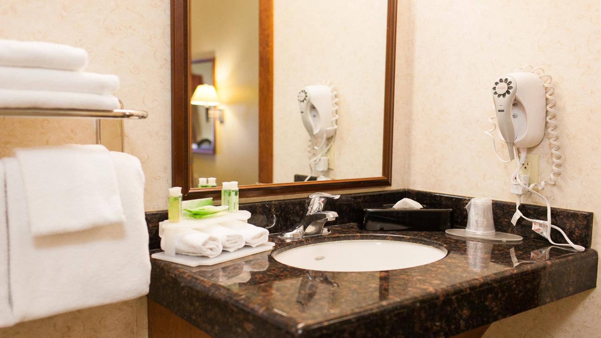 Holiday Inn Express Turlock By Ihg Ngoại thất bức ảnh