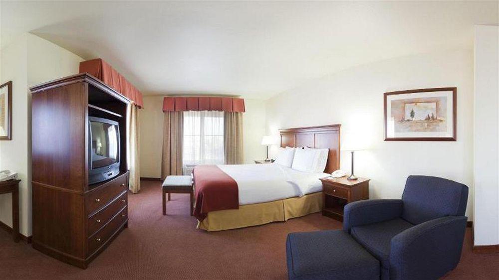 Holiday Inn Express Turlock By Ihg Ngoại thất bức ảnh